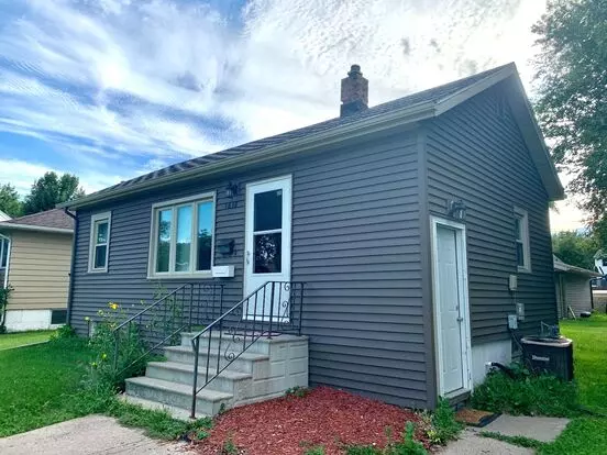 3+ Bed, 2 Bath Home Near Ndsu!! Apartment for rent in Fargo, ND