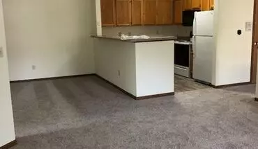 3 of 12 Hollow Creek IV Apartments Apartment for rent in Peoria, IL