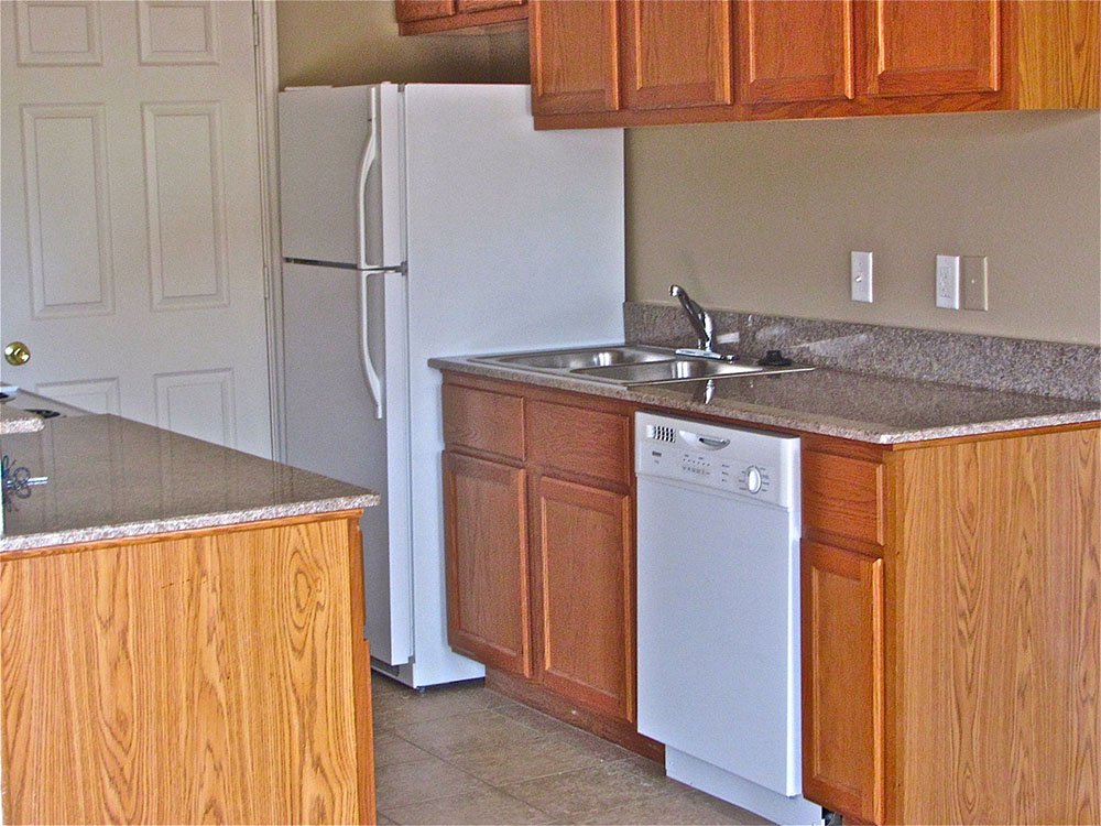 Oakleaf Estates Apartments 1195 Highway 327 Silsbee, TX