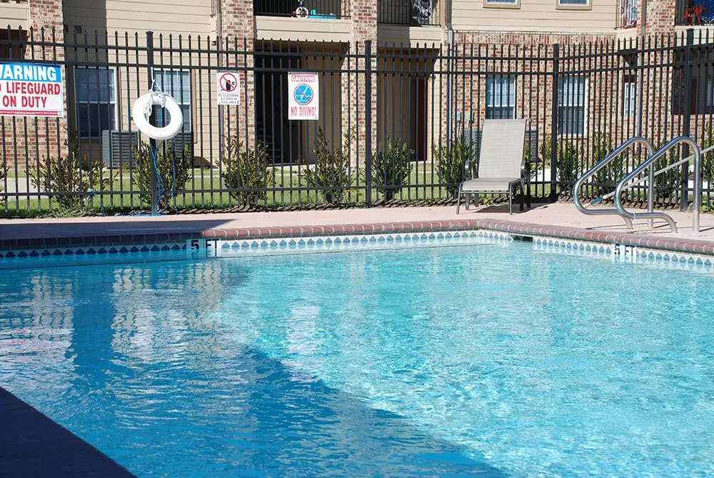 2 of 4 Oakleaf Estates Apartment for rent in Silsbee, TX