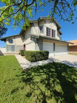 Two-story 4-bedroom Home In San Bernardino! Apartment for rent in San Bernardino, CA
