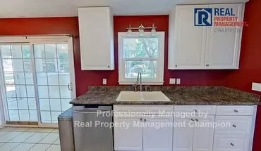 4 of 26 Spacious 3 Bd/2.5 Ba With Bonus Room On Large Corner Lot House for rent in Wilmington, NC