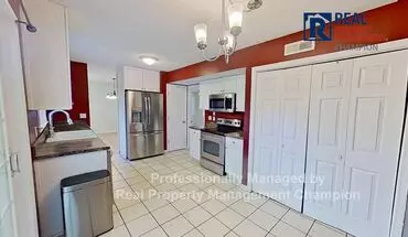 3 of 26 Spacious 3 Bd/2.5 Ba With Bonus Room On Large Corner Lot House for rent in Wilmington, NC