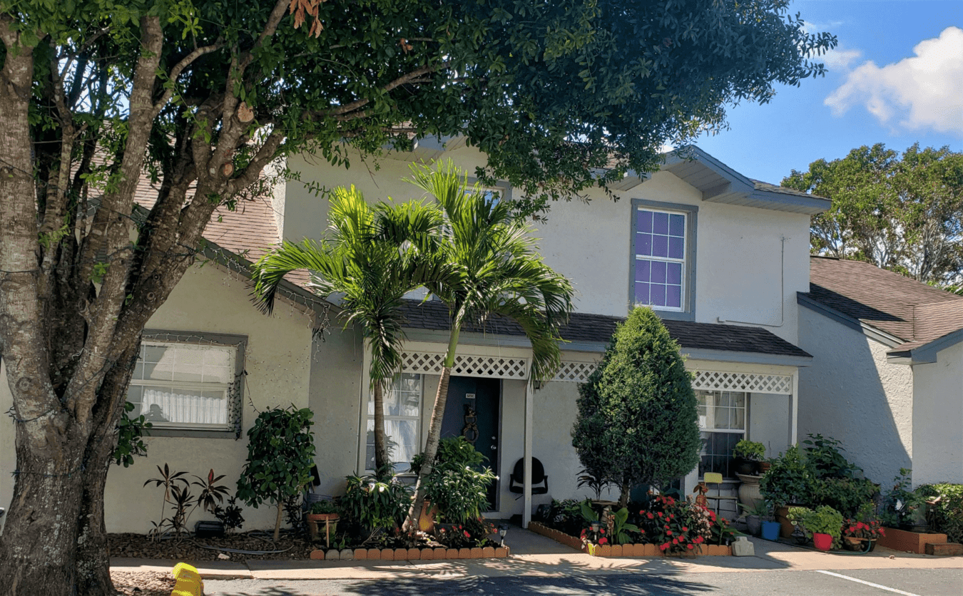 Woodside Villas Apartments 521 Van Buren St Fort Myers, FL