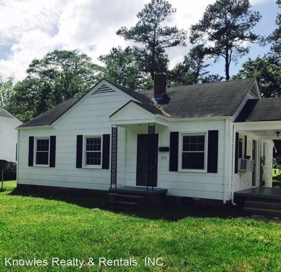 255 Sloan St Wallace, NC House for Rent Rentable