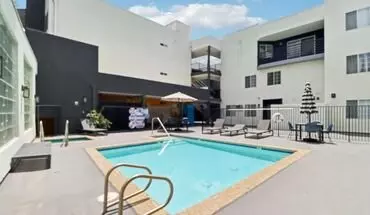 5 of 7 14056 Valleyheart Apartment for rent in Sherman Oaks, CA