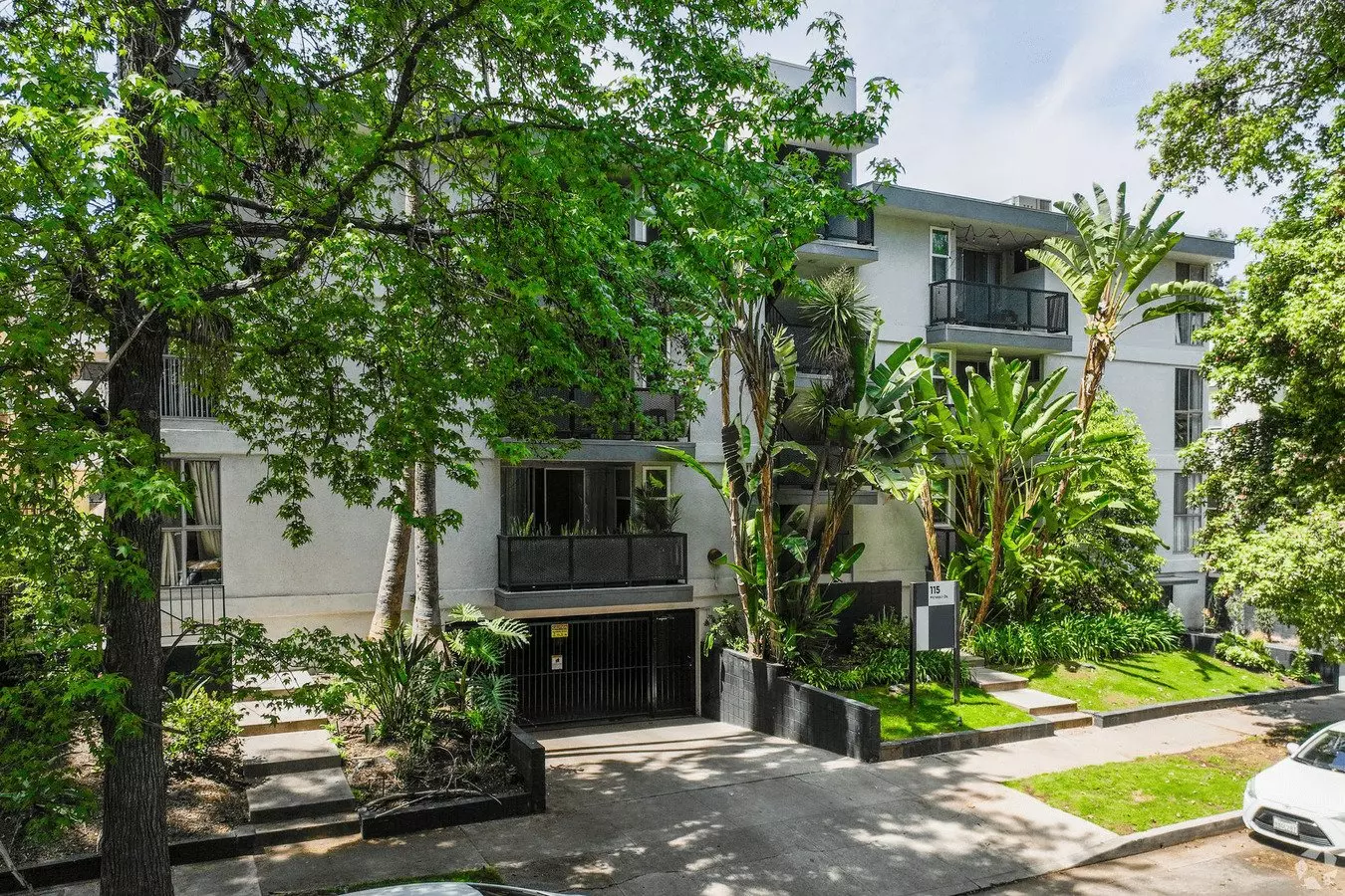 115 N Wetherly Dr Apartment for rent in Los Angeles, CA