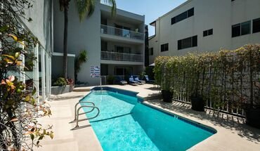 170 North Crescent Street Apartment for rent in Beverly Hills, CA