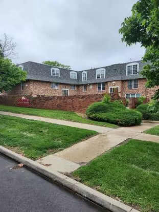 Pleasant Court Apartments Apartment for rent in Des Moines, IA Pleasant Court Apartments Apartment for rent in Des Moines, IA