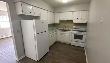 2 of 7 4210 Knob Hill Dr Apartment for rent in Des Moines, IA