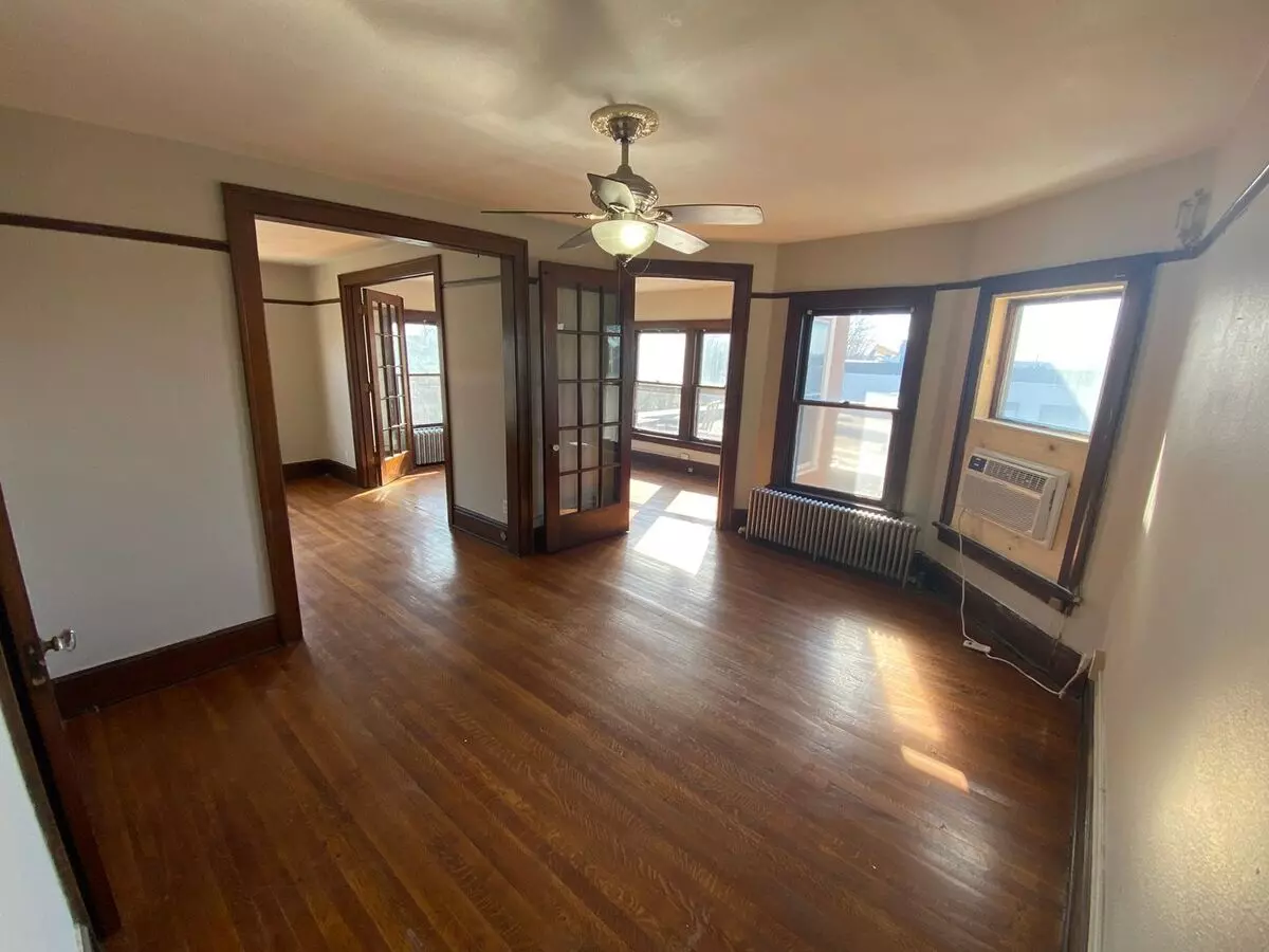 686 19Th St Apartment for rent in Des Moines, IA