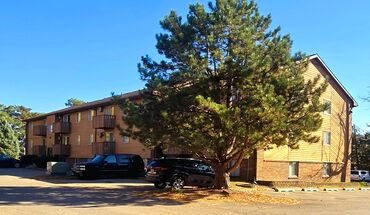 2100 & 2108 Grand Avenue Apartment for rent in West Des Moines, IA