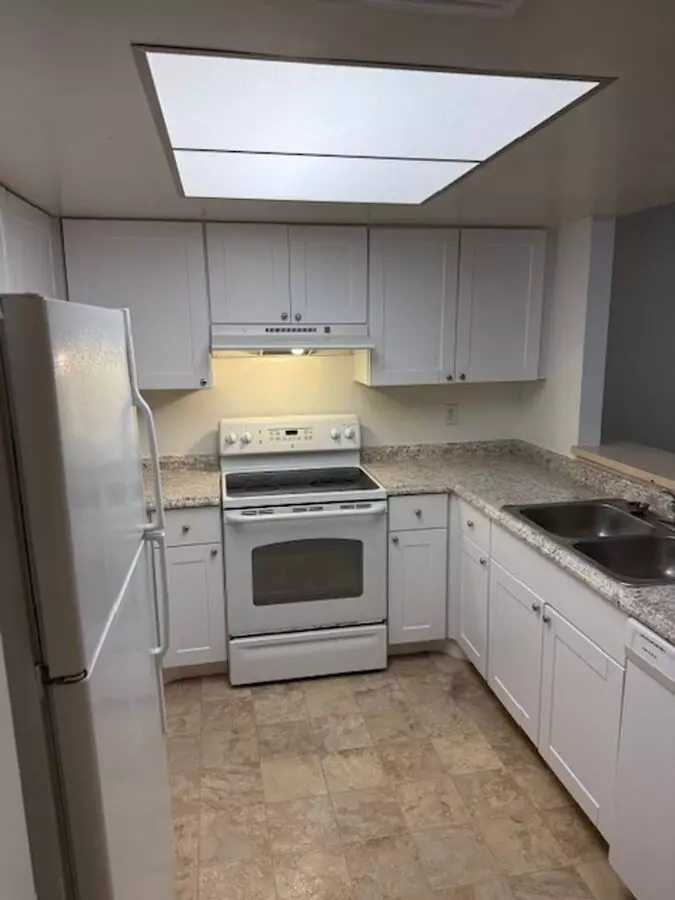Coral Gardens - R877 Apartment for rent in Melbourne, FL