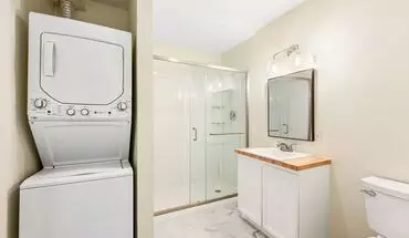 5 of 5 1011 W 10th St Apartment for rent in Houston, TX