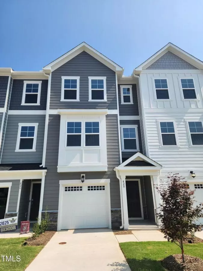 428 Deercroft Dr House for rent in Apex, NC
