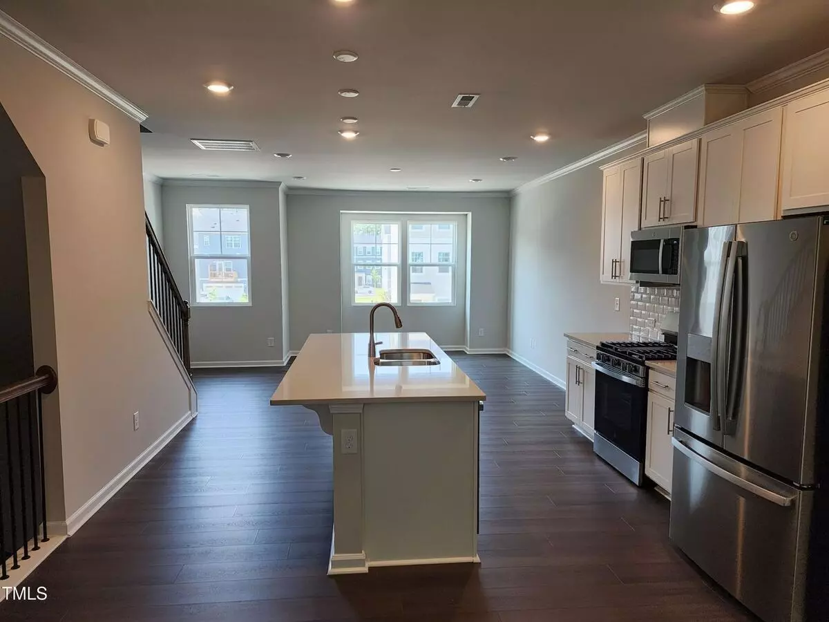 2 of 4 430 Deercroft House for rent in Apex, NC