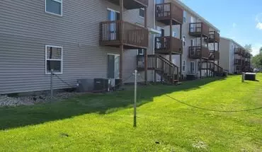 2 of 7 2805 W Larchmont Ln Apartment for rent in Peoria, IL