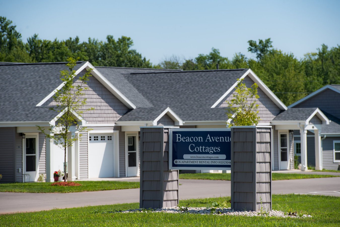 Beacon Avenue Cottages Apartments New London, WI