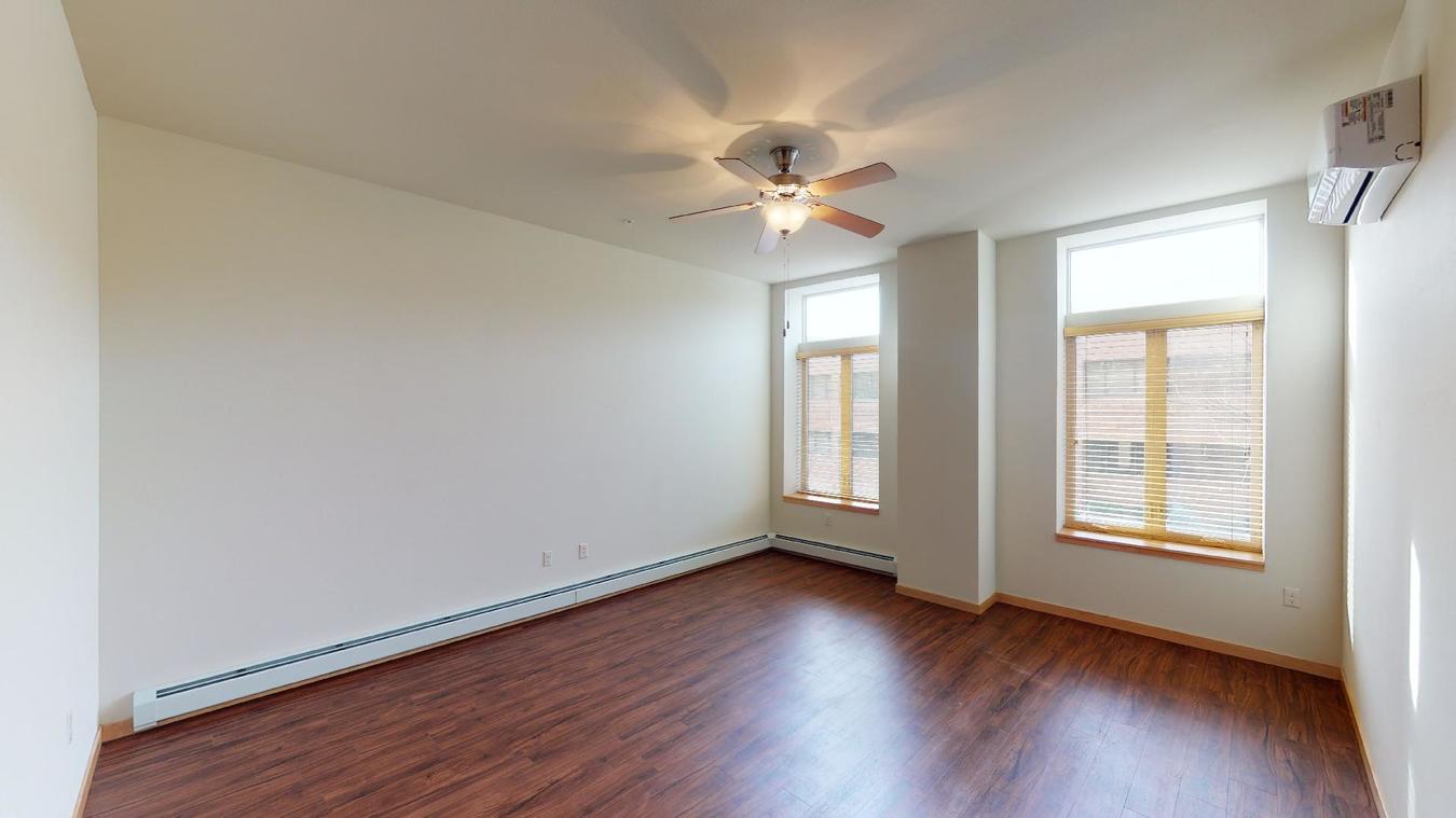 Retlaw Apartments Fond Du Lac, WI