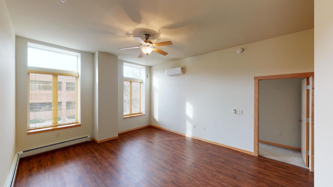 Retlaw Apartments Fond Du Lac, WI