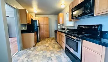 2 of 24 Cedar Hills 2 Bedroom Home! House for rent in Beaverton, OR