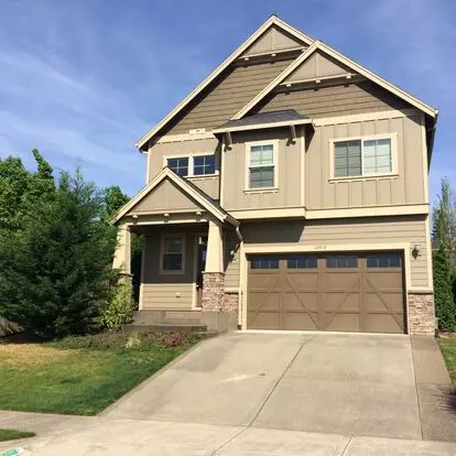 Spacious Home On Corner Lot With Excellent Views!!! Apartment for rent in Happy Valley, OR