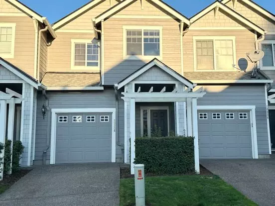 Beautiful 3 Bedroom Townhouse In West Linn! Apartment for rent in West Linn, OR Beautiful 3 Bedroom Townhouse In West Linn! Apartment for rent in West Linn, OR