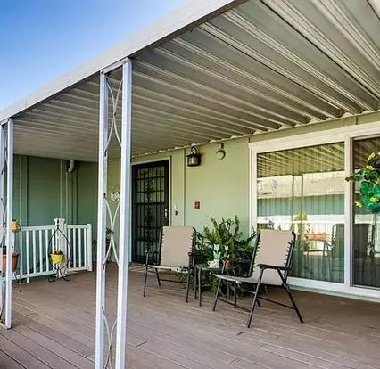 Top-floor Gem – 2 Bed, 2 Full Bath, W/d, Ac -storage Apartment for rent in Portland, OR