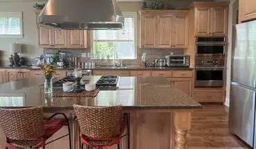 2 of 54 Stunning 4,593 Sqft Retreat With Dual Fireplaces & Entertainment Spaces House for rent in Portland, OR