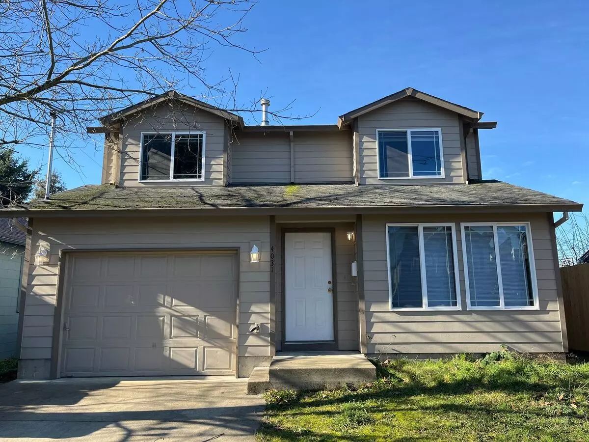 3-bed, 2.5-bath Pet-friendly Home With Large Backyard And Garage! House for rent in Portland, OR