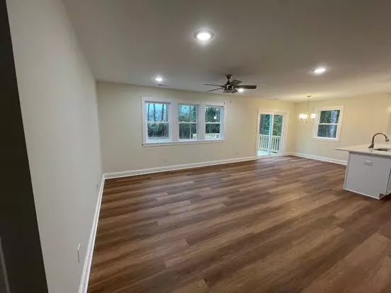 Long-term Rental In Manteo – 3br/2ba Modern Home With Spacious Yard Apartment for rent in Manteo, NC Long-term Rental In Manteo – 3br/2ba Modern Home With Spacious Yard Apartment for rent in Manteo, NC