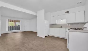 2 of 54 Large 2 Bedroom Units Central Phoenix Location, Check Out Our Renovated Units, Some With Washer/dryers Apartment for rent in Phoenix, AZ