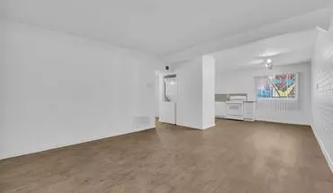 5 of 54 Large 2 Bedroom Units Central Phoenix Location, Check Out Our Renovated Units, Some With Washer/dryers Apartment for rent in Phoenix, AZ