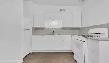 4 of 54 Large 2 Bedroom Units Central Phoenix Location, Check Out Our Renovated Units, Some With Washer/dryers Apartment for rent in Phoenix, AZ