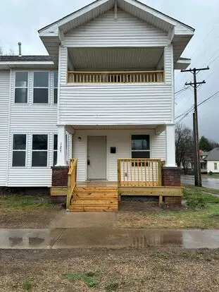 125-127 S Connor Ave Apartment for rent in Joplin, MO