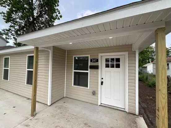 205-207 S Byers Apartment for rent in Joplin, MO
