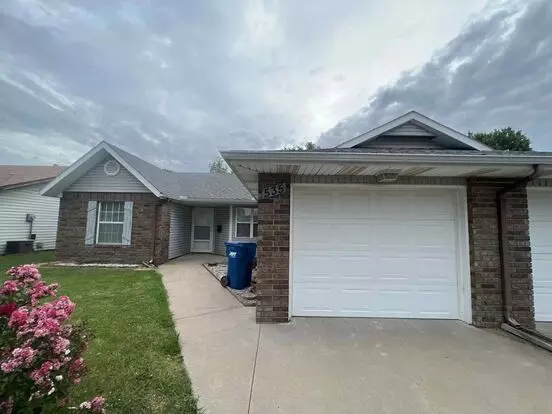 535 Scott St Apartment for rent in Carthage, MO