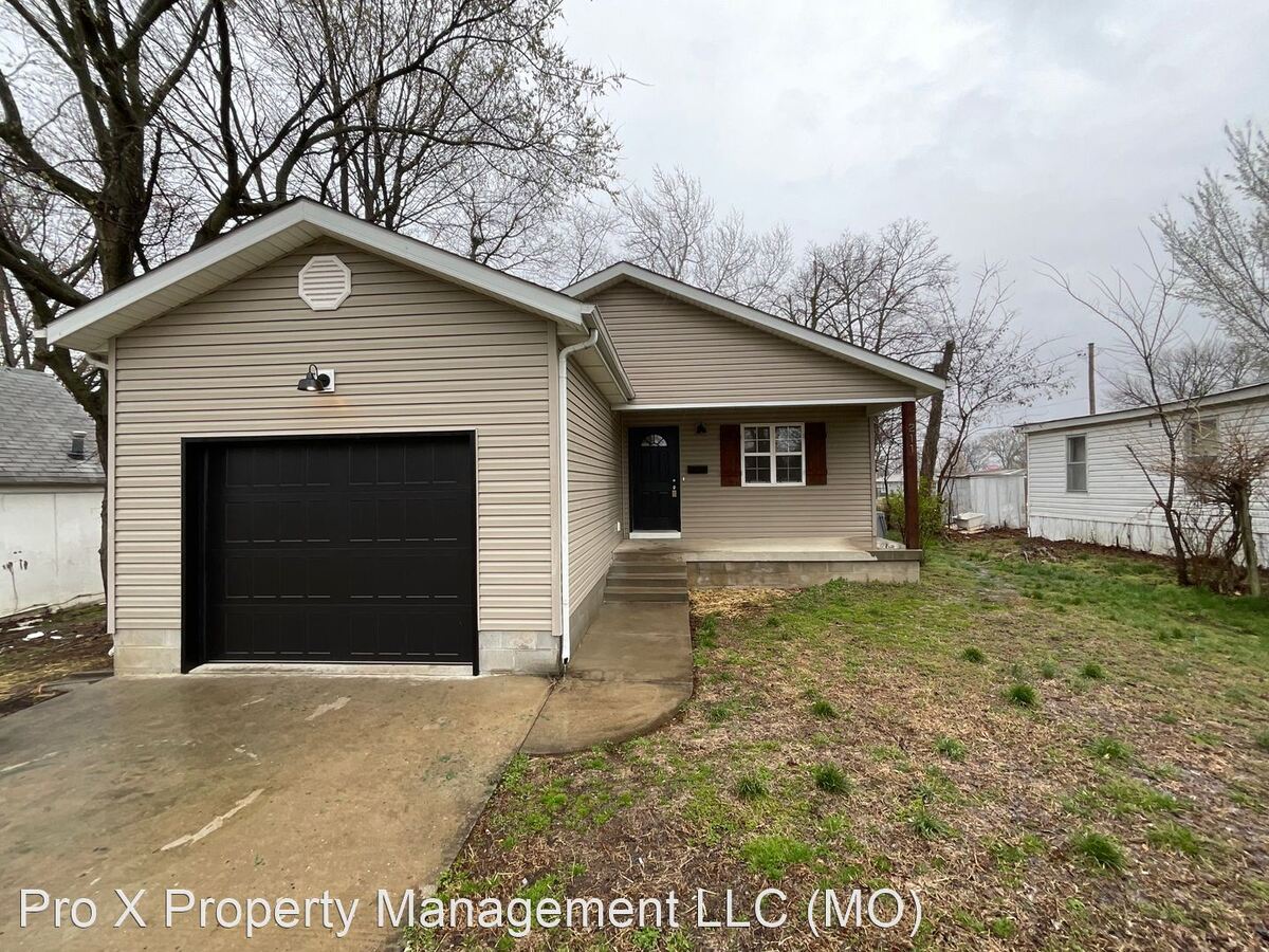 211 S Hall b City, MO House for Rent Rentable