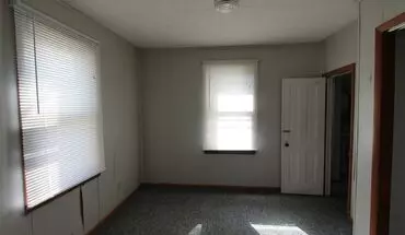 4 of 13 Massive Loft Area House for rent in Muncie, IN