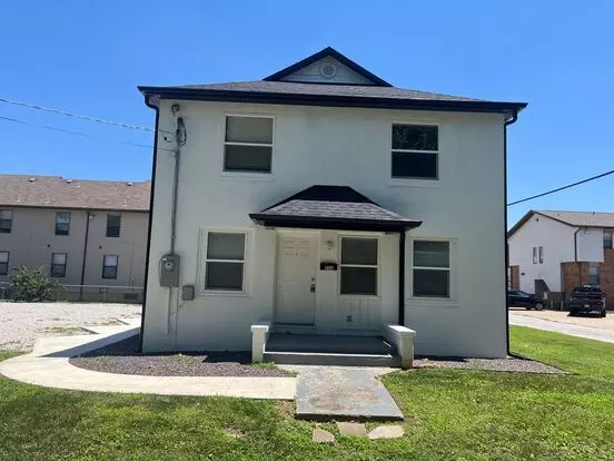 714 S Thomas Ave Apartment for rent in Springfield, MO