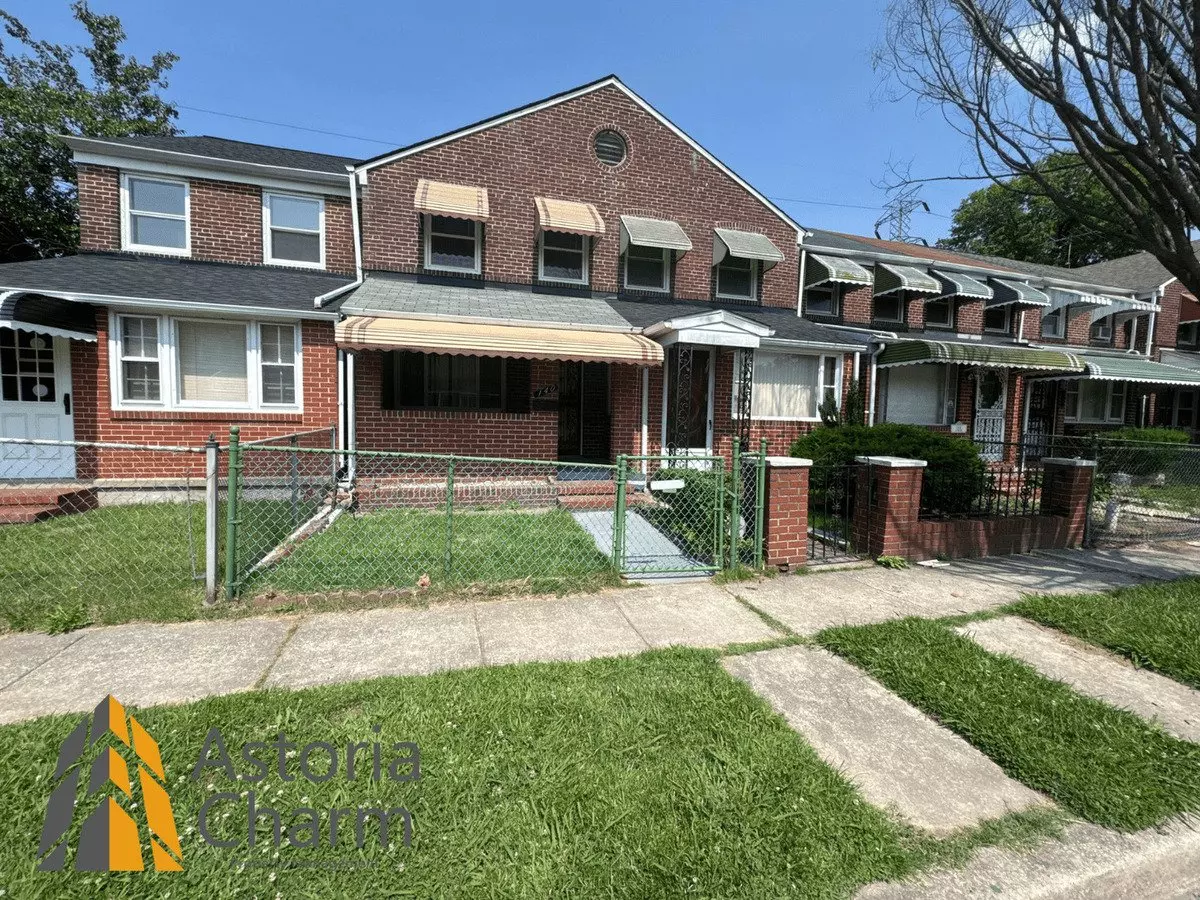 Cozy 2-bedroom Home With Modern Updates & Park Views On A Quiet Tree-lined Street House for rent in Dundalk, MD