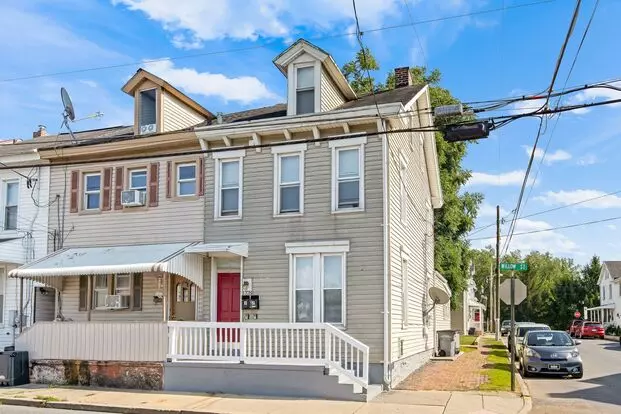 1278 Willow St Apartment for rent in Lebanon, PA