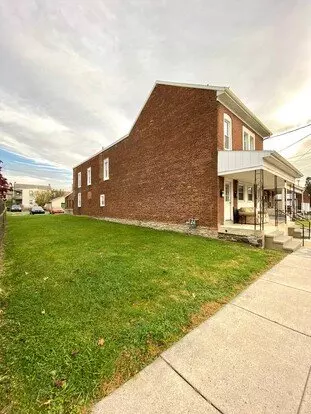 39 Lehman St Apartment for rent in Lebanon, PA