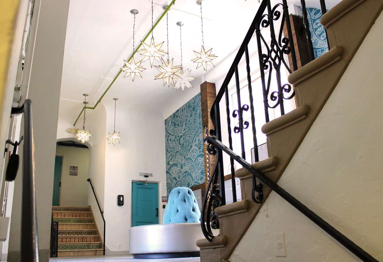 Silver Lake Towers Apartments Los Angeles, CA Rentable