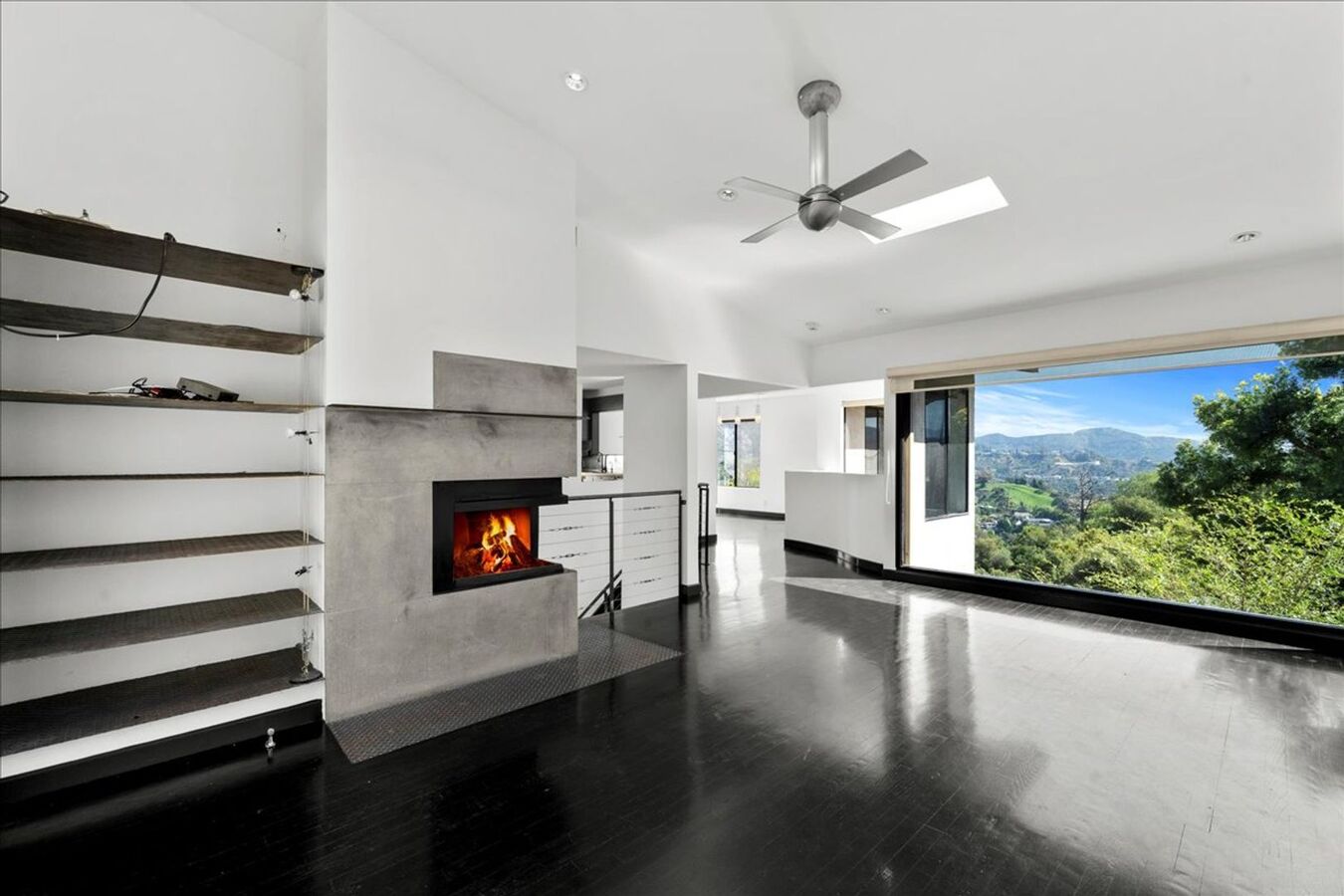 Hilltop Hideaway With Spectacular Views And... Apartments Los Angeles, CA
