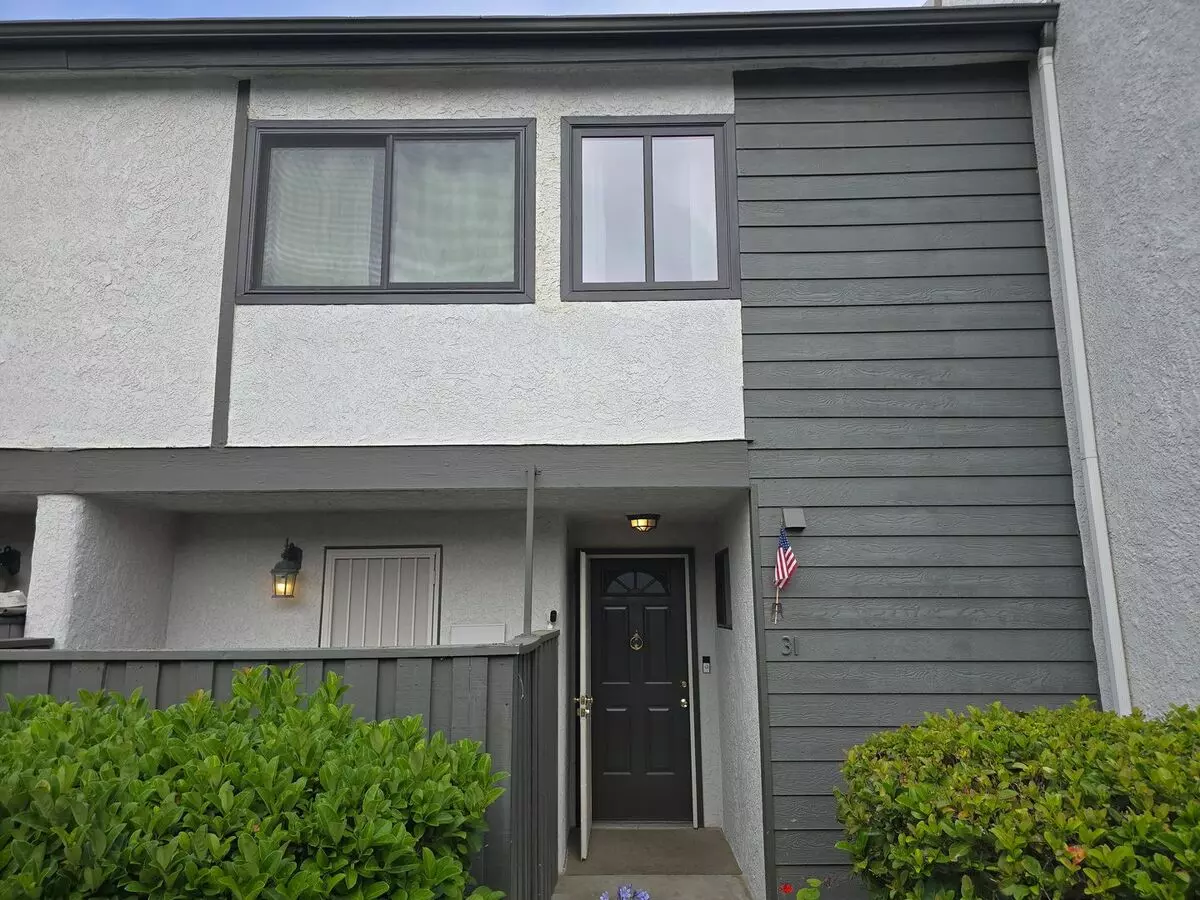 Updated Porter Ranch Townhome With Scenic Views House for rent in Porter Ranch, CA