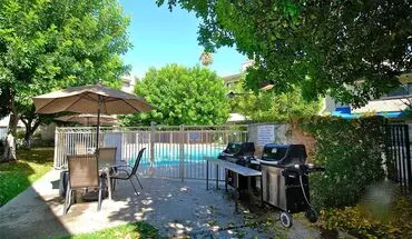 3 of 29 16000 Sherman Way Apartment for rent in Van Nuys, CA