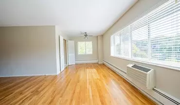5 of 36 Sunset Towers  by Terra Management Apartment for rent in Kansas City, MO