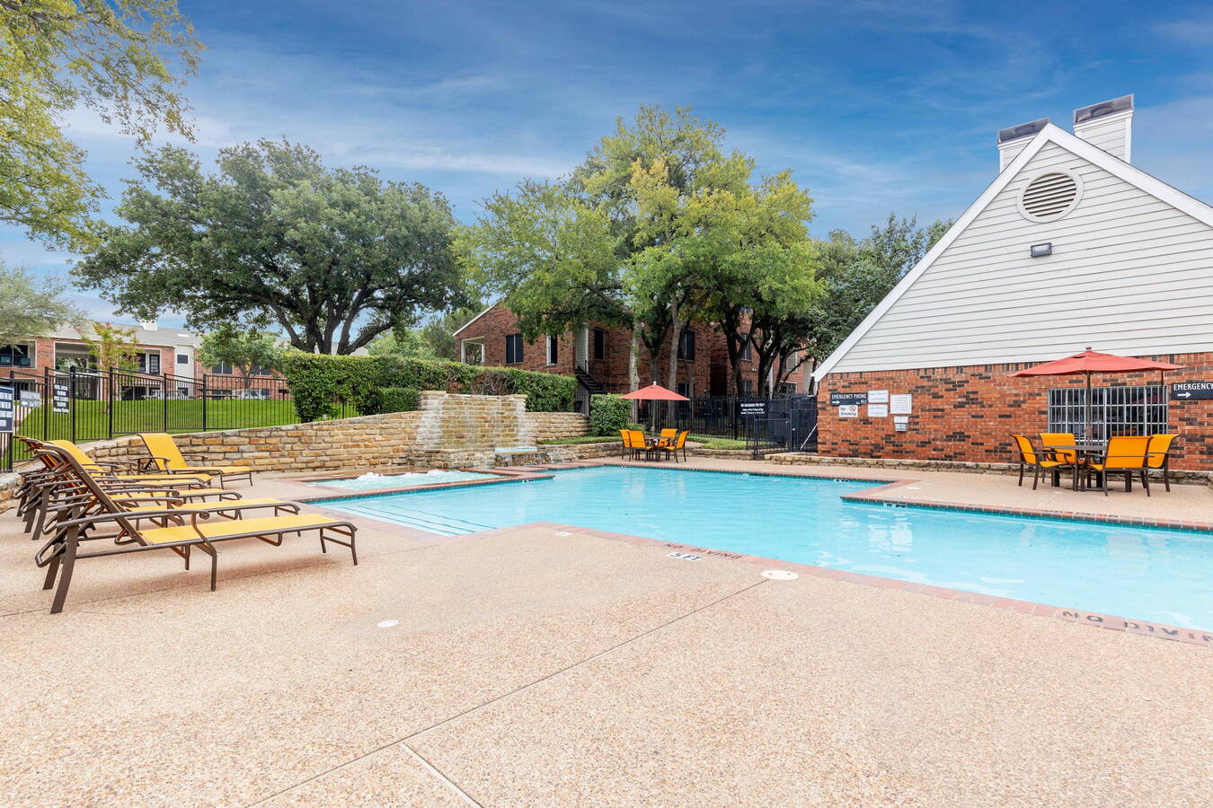 Sterling Crest Apartments 7001 Silber Road Arlington, TX