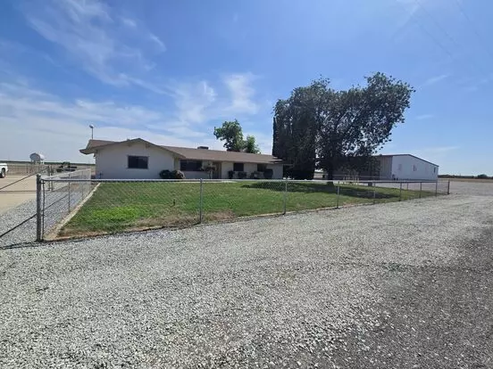 3 Br 2 Ba Country Home Available Now Apartment for rent in Hanford, CA 3 Br 2 Ba Country Home Available Now Apartment for rent in Hanford, CA